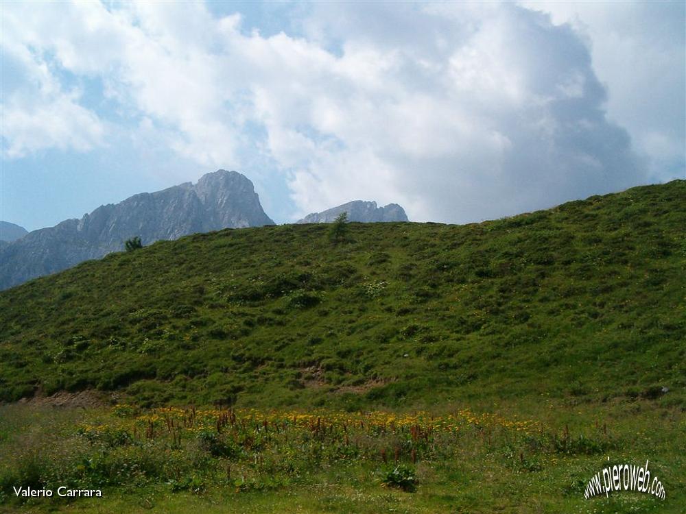13° Monti versante Scalvino.jpg